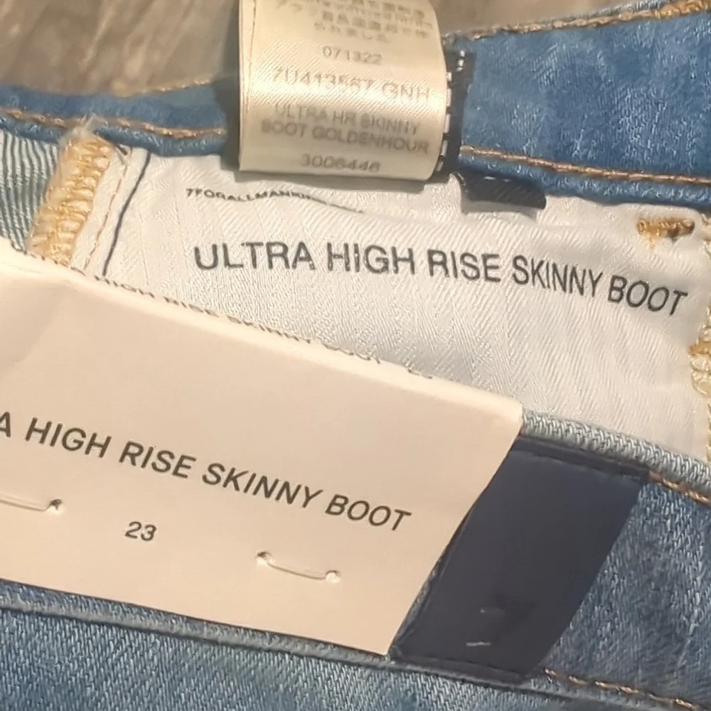 7FAMK Ultra High Rise Skinny Boot jeans 7U413567 color Golden Hour sz23 Tall NWT - Picture 15 of 15